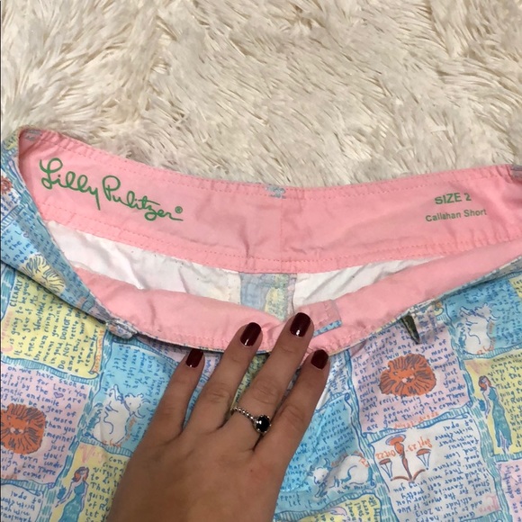Lilly Pulitzer Horiscope Callahan Shorts - Picture 3 of 3